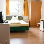 Wohnen In *
